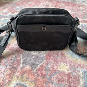 LULULEMON now and always crossbody